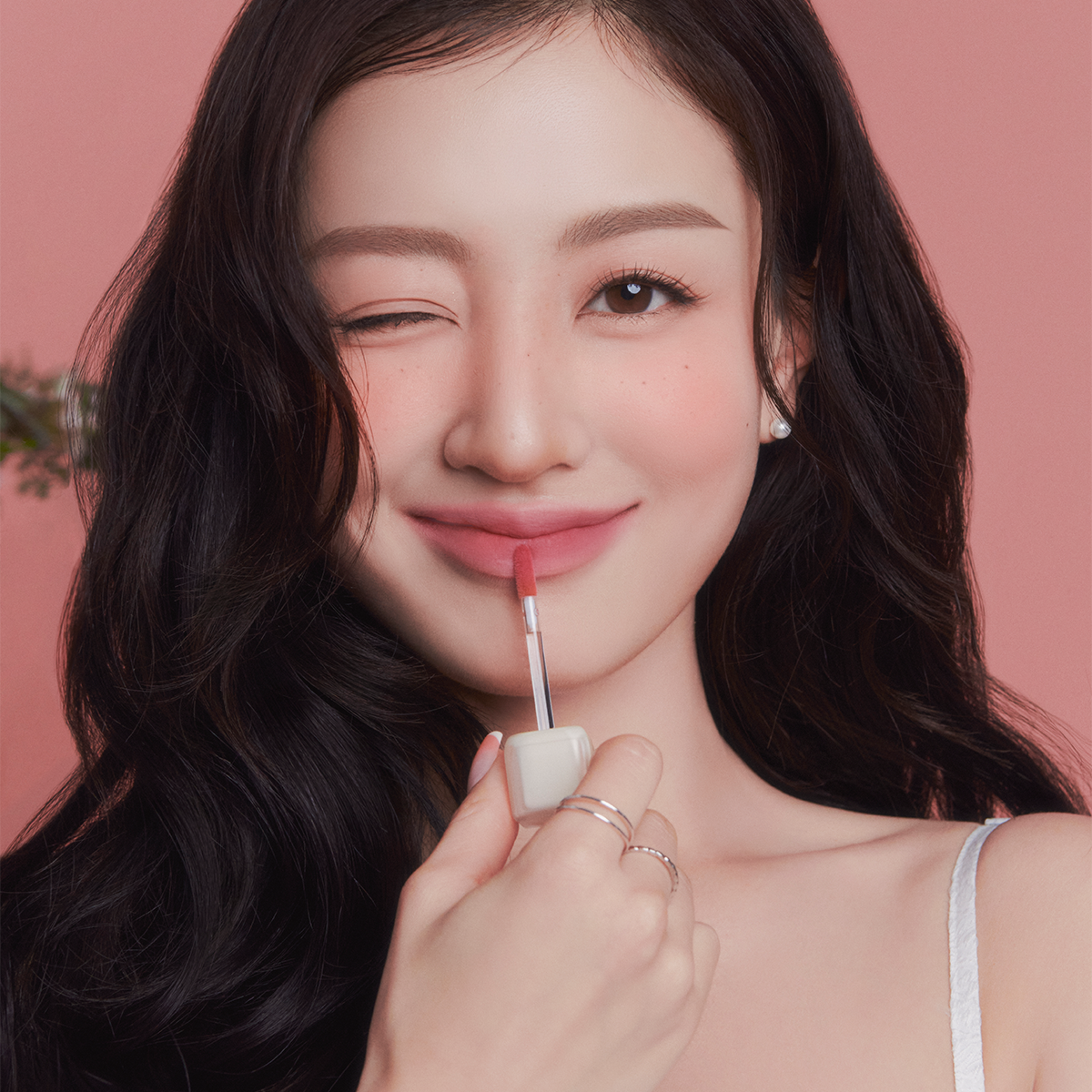 Spread Fit Blur Tint